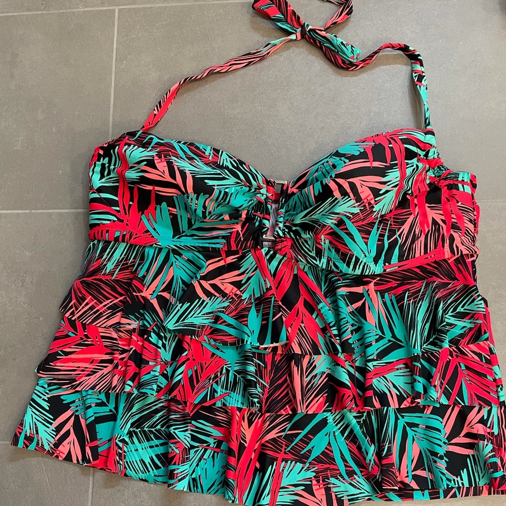 Bright printed halter tankini